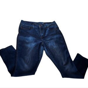 Seven7👖Skin-Fit Denim High Rise Skinny Blue Jeans Size 10